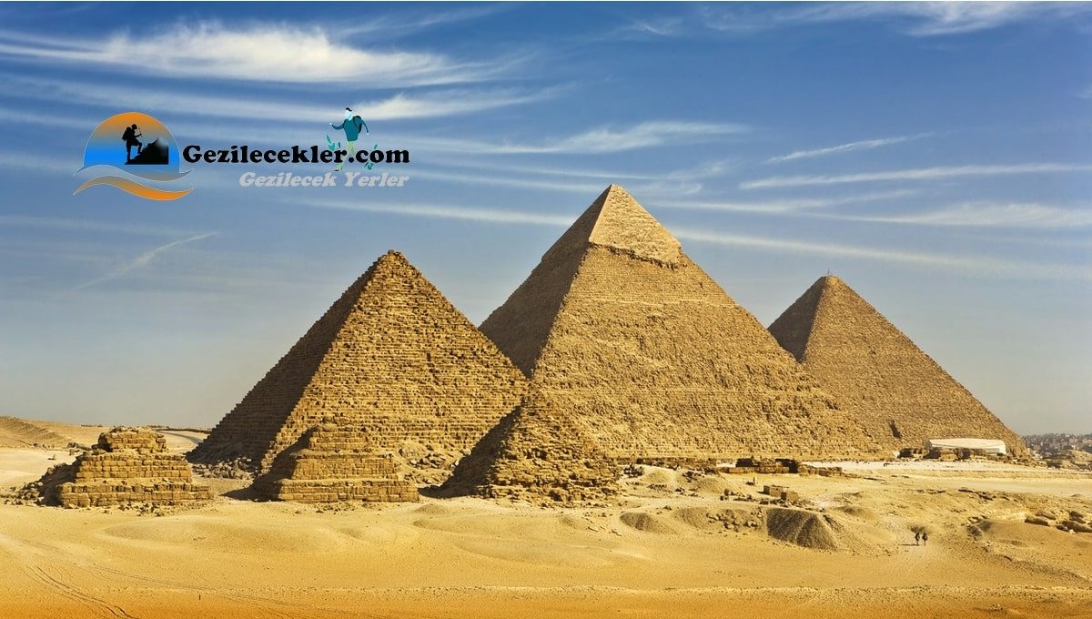 Afrika'da Mutlaka Görülmesi Gereken Yerler Büyük Pramitler